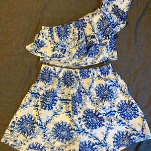 SHEIN Blue and White Floral Kids Dress